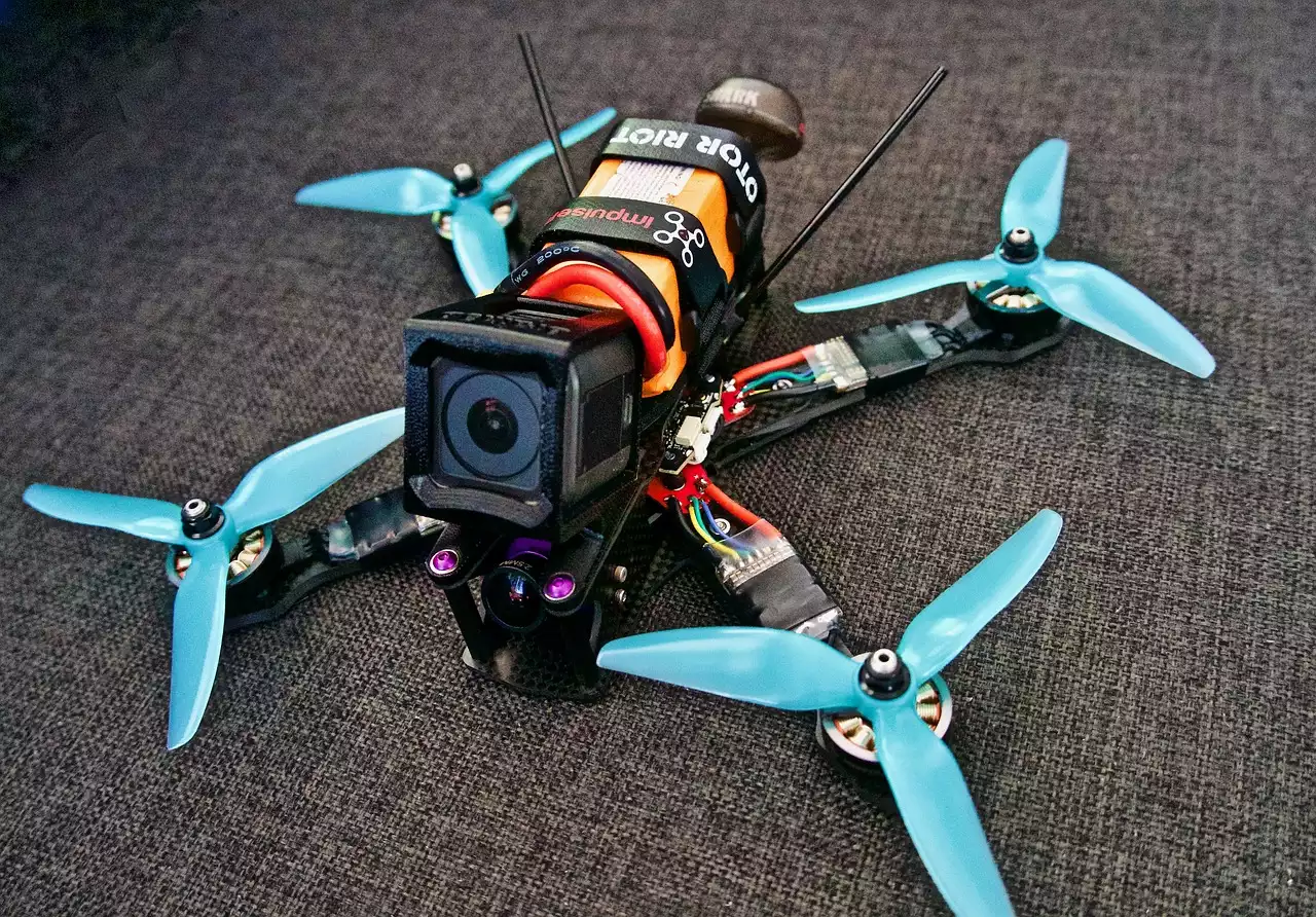 Wie man eine Drohne für Anfänger fliegt