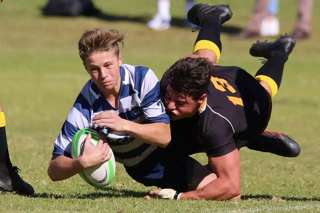Como dominar o tackle no Rugby