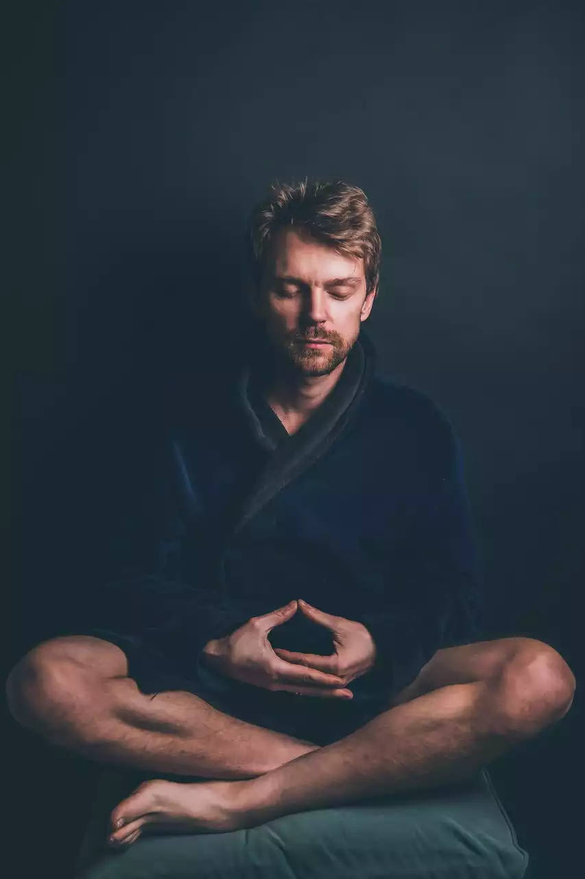 Profile namhafter Yogalehrer und -praktizierender