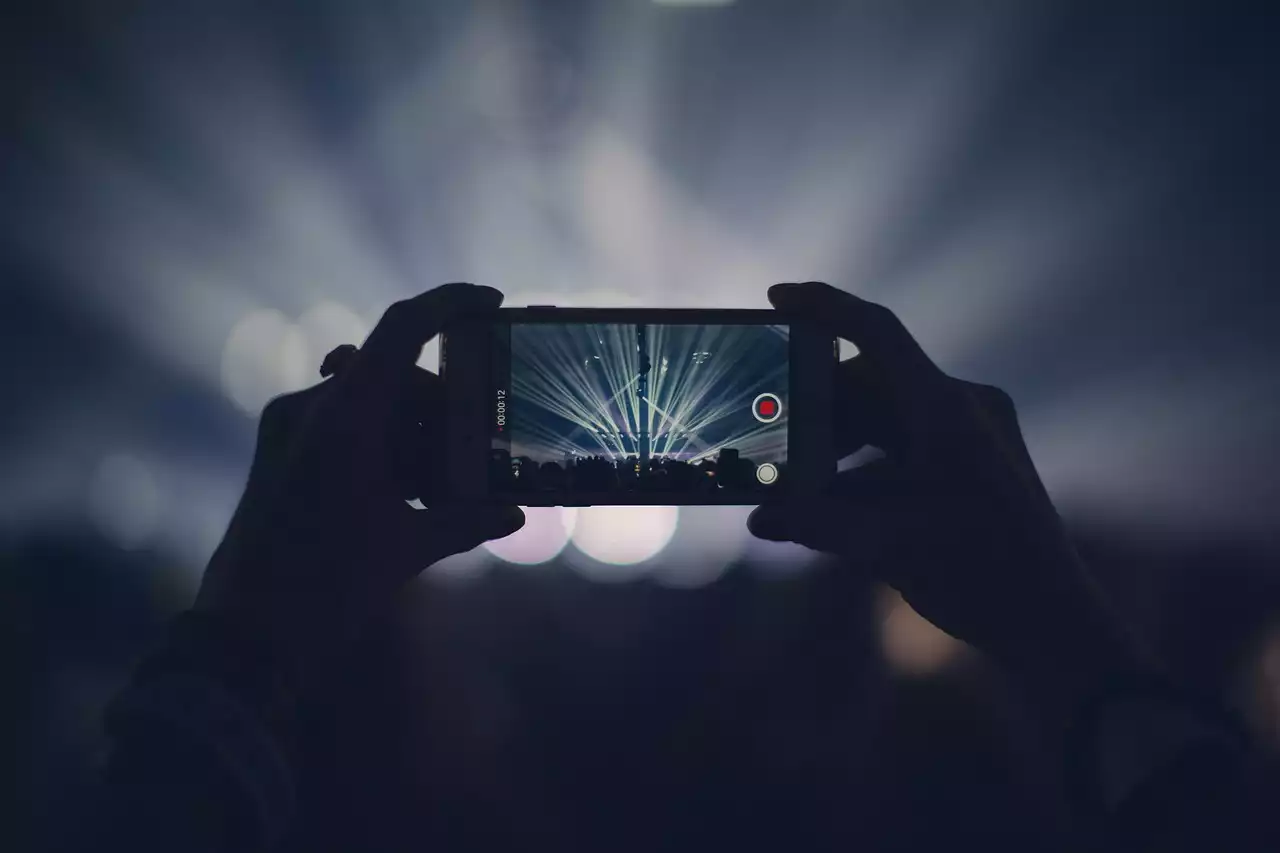 Tips on Photographing a Live Concert