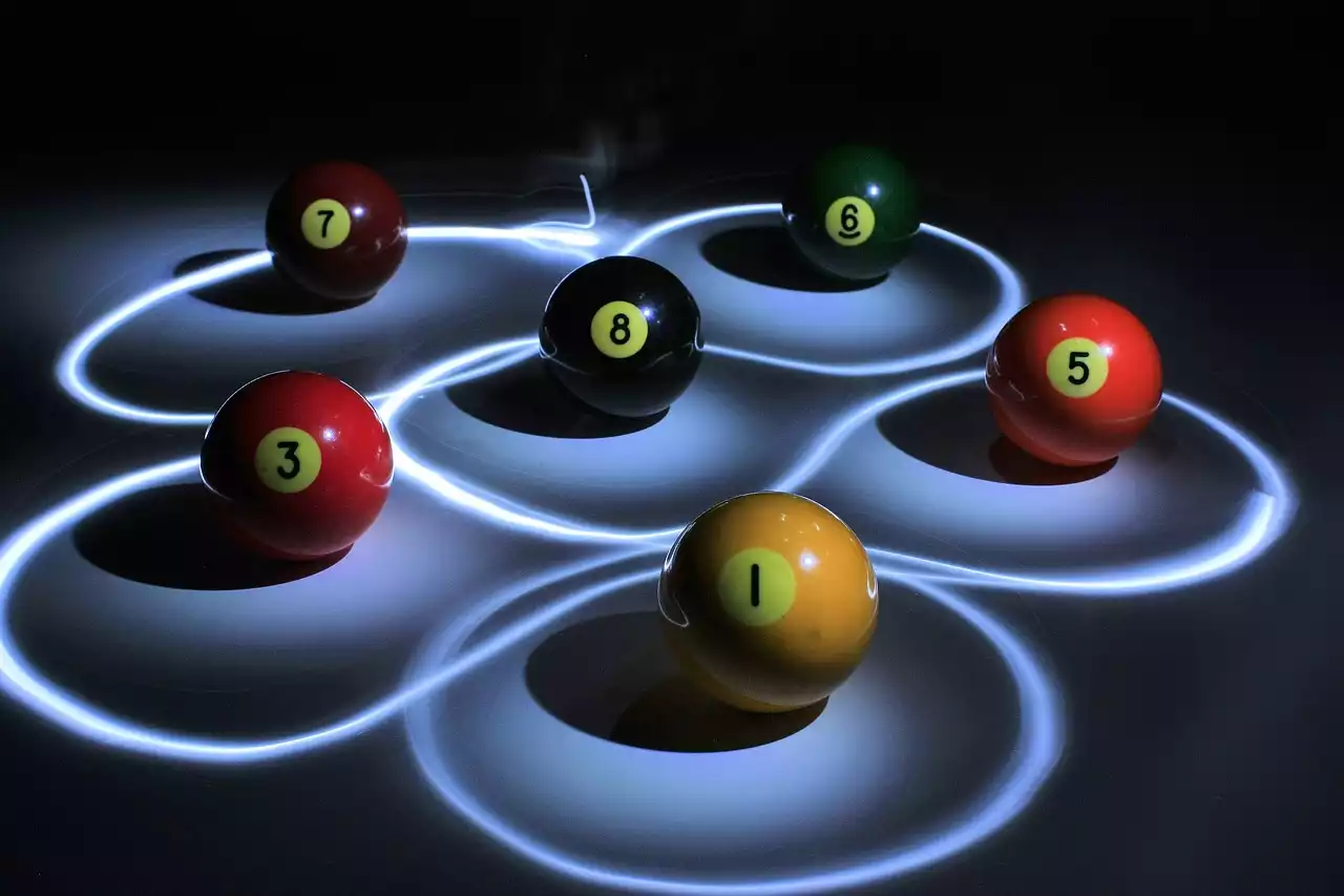 הווריאציות השונות של ביליארד: סנוקר, 8 כדורים, 9 כדורים ועוד
