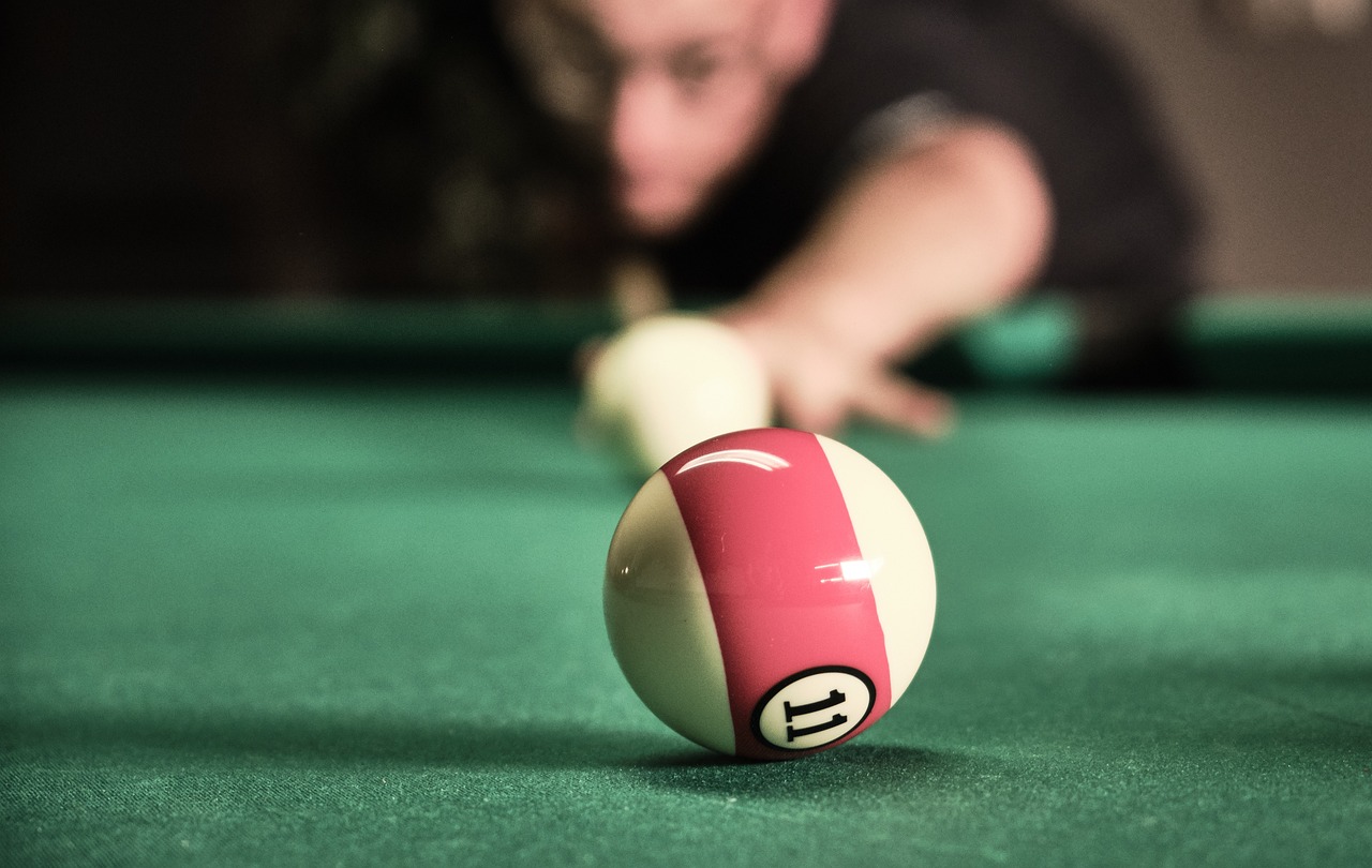 different-types-of-pool-games-eight-ball-straight-pool-and-more