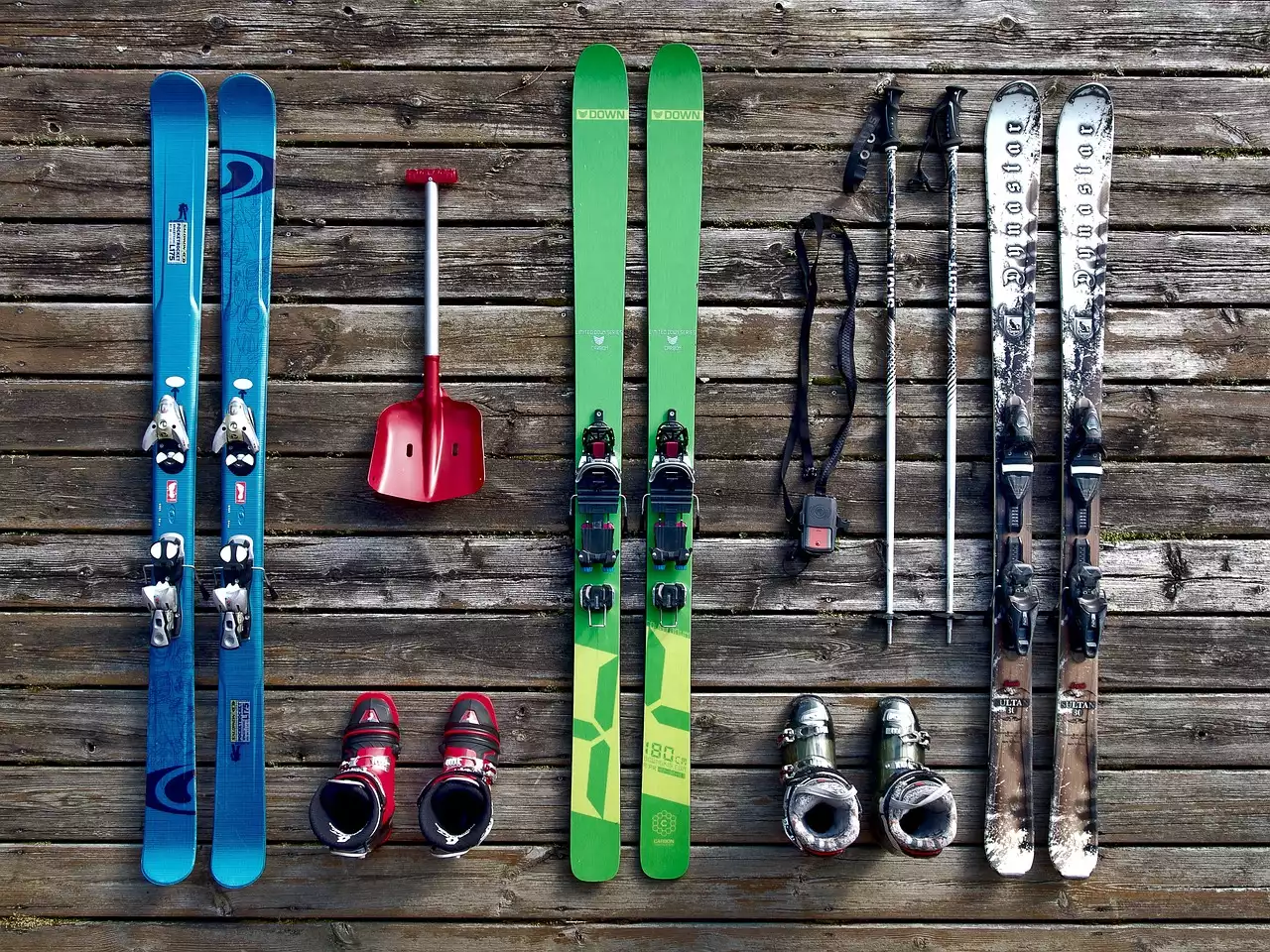 A Brief History of Ski Gear: How Technology Has Revolutionized the Sport