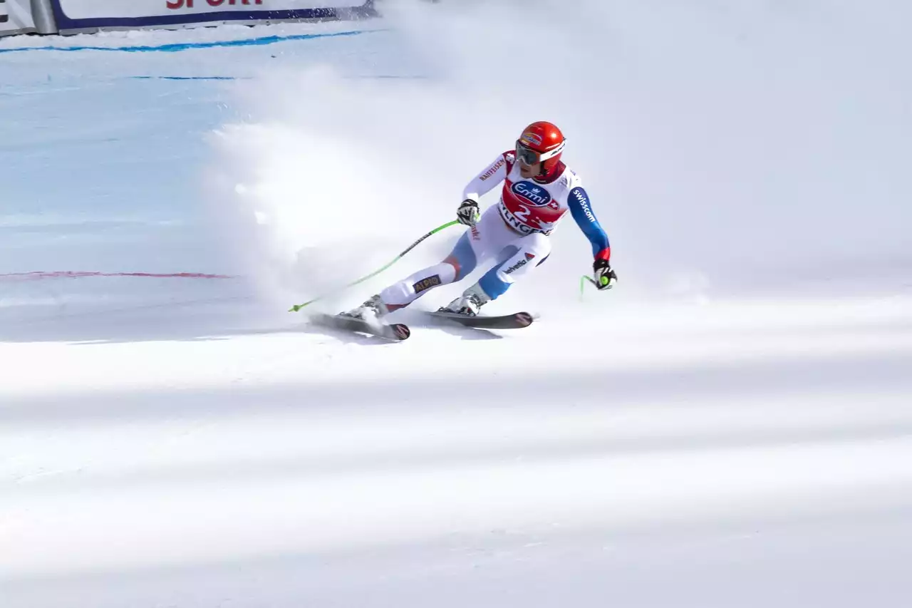 ההישגים הבלתי ייאמן של קנדיד תובקס: גולש הסקי החופשי שהגדיר מחדש גבולות