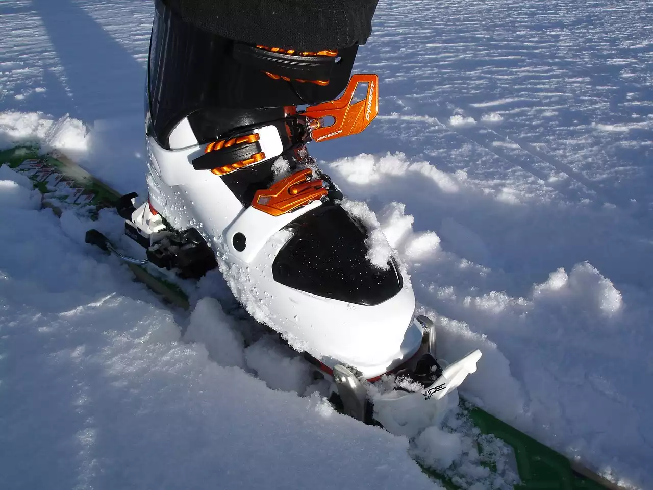 Flexione seu caminho para o ajuste perfeito da bota de esqui: um guia para a tecnologia de botas de esqui
