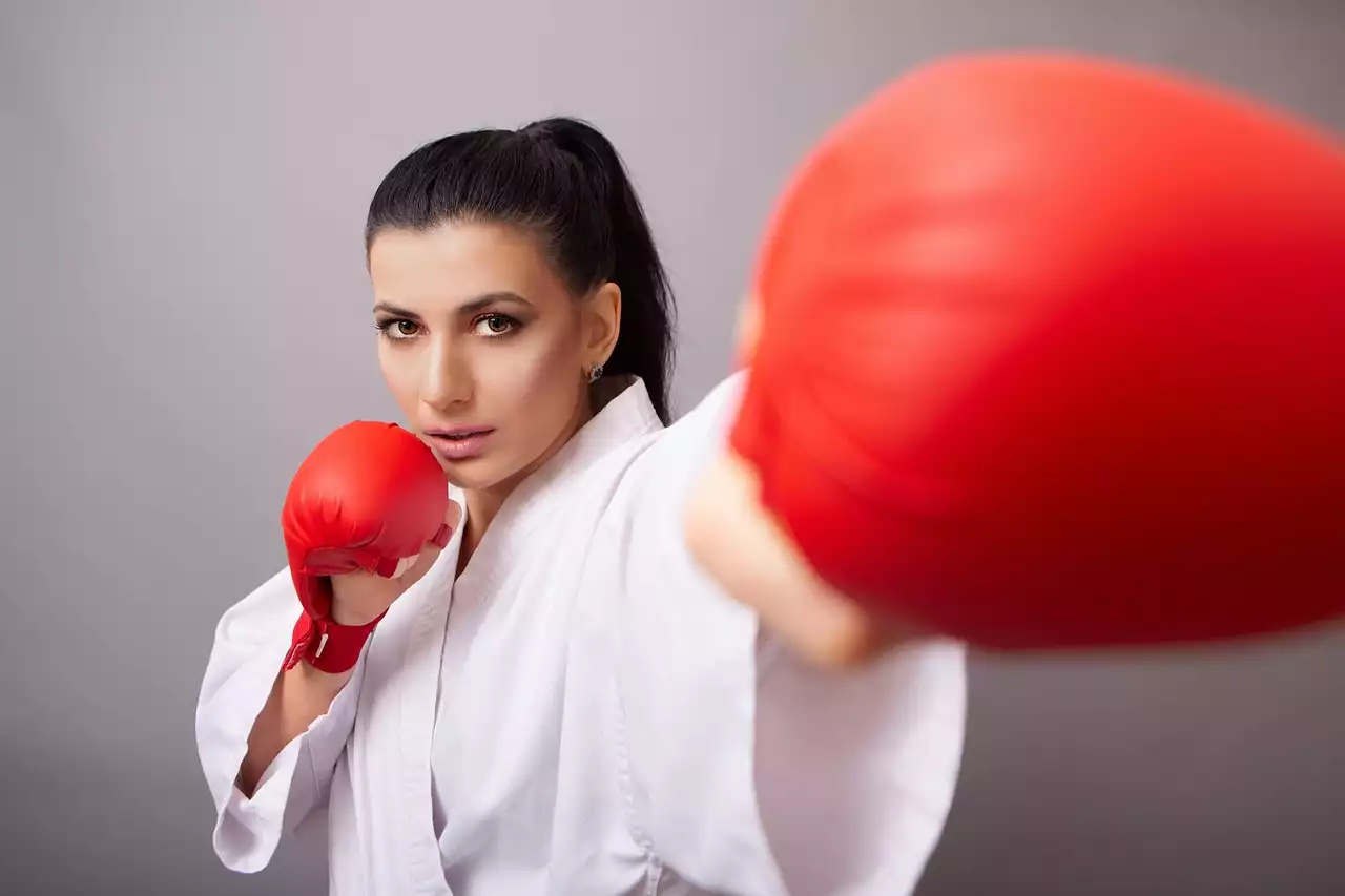 O chute para trás (Dwi Chagi) Taekwondo