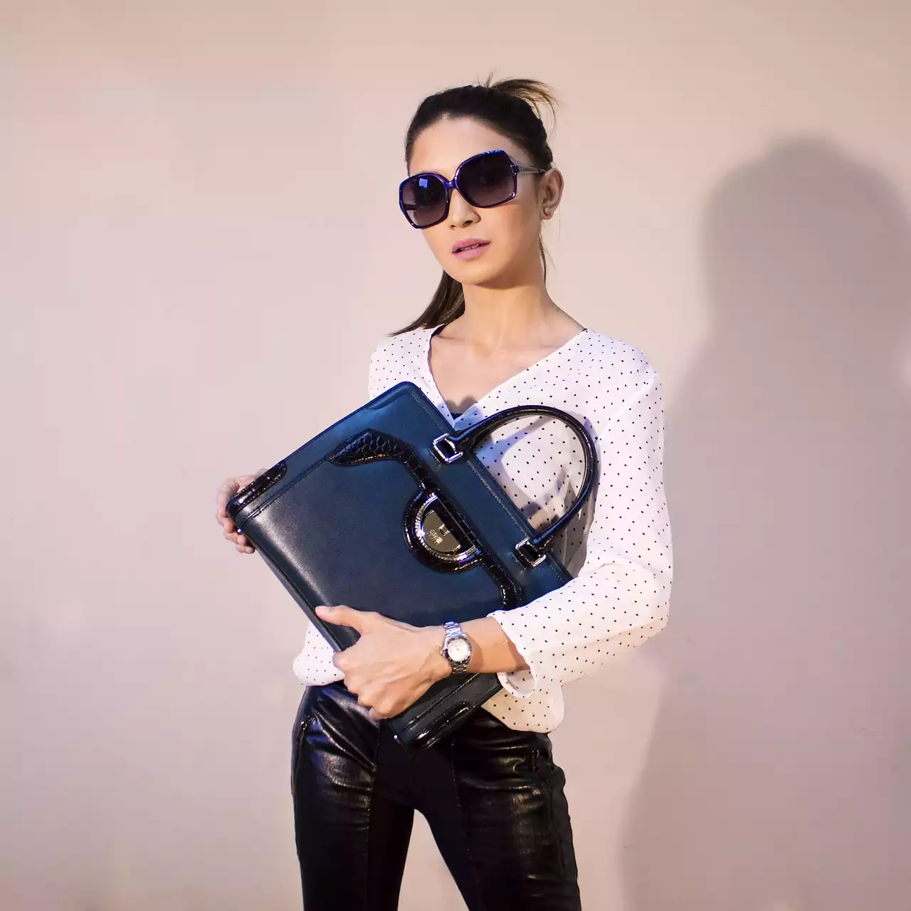 5 Must-Have Handbags for Every Woman's Collection
